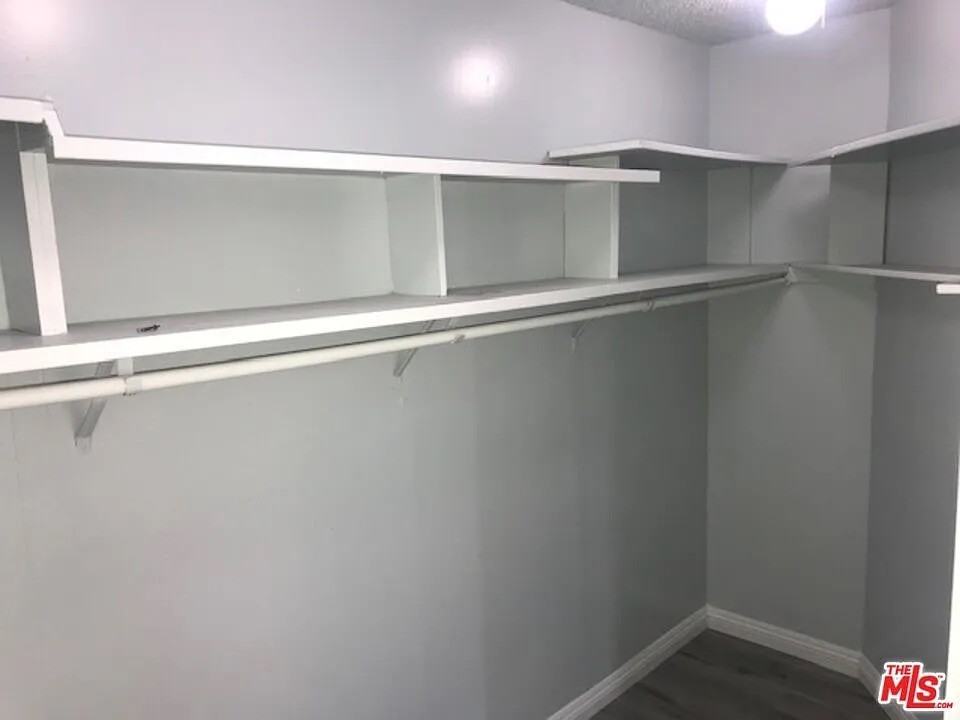 2251 Mira Mar Ave - Photo 2 of 12