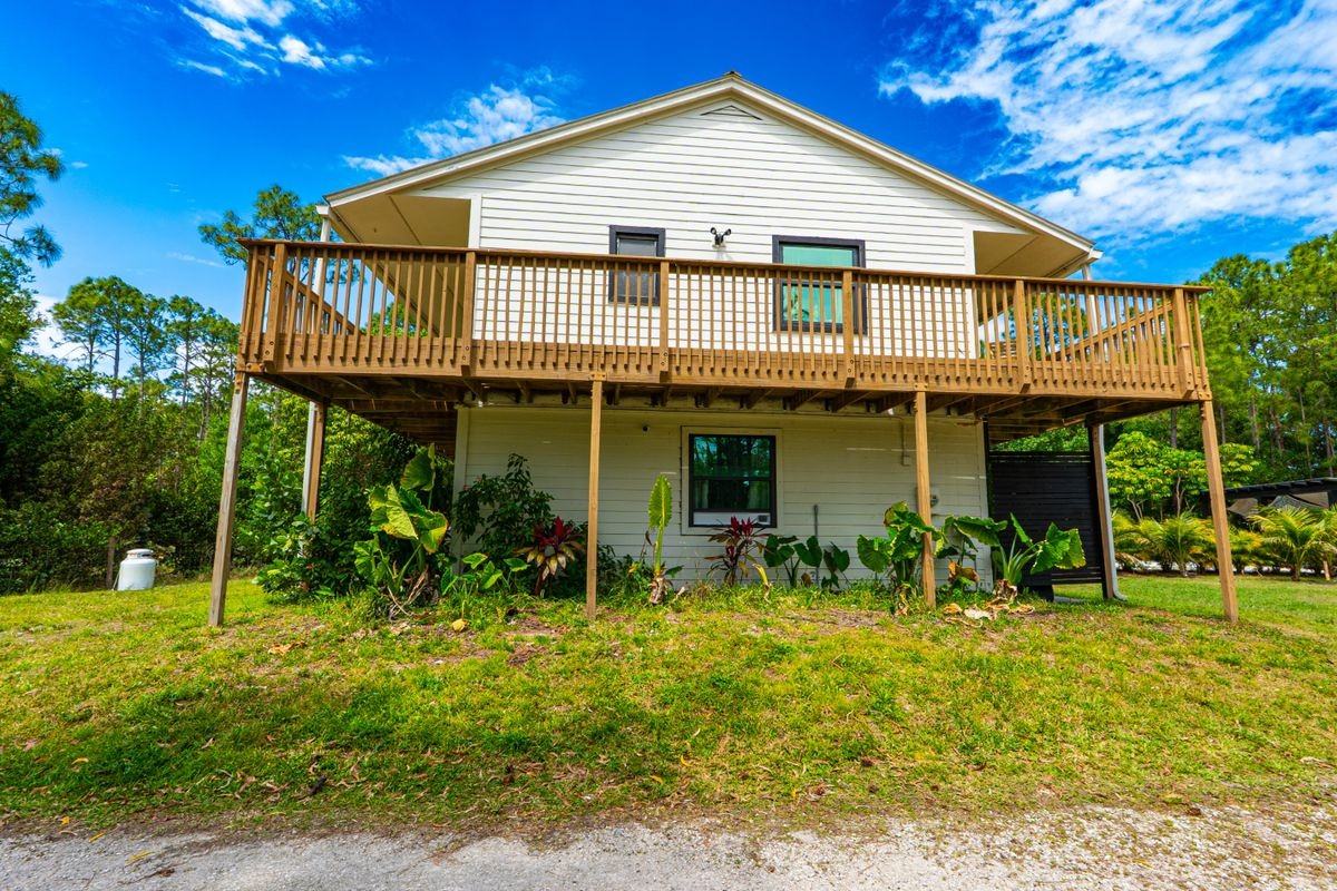 11361 161st St N - Photo 3 of 50