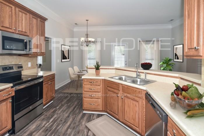 113 Singletree Dr - Photo 3 of 20