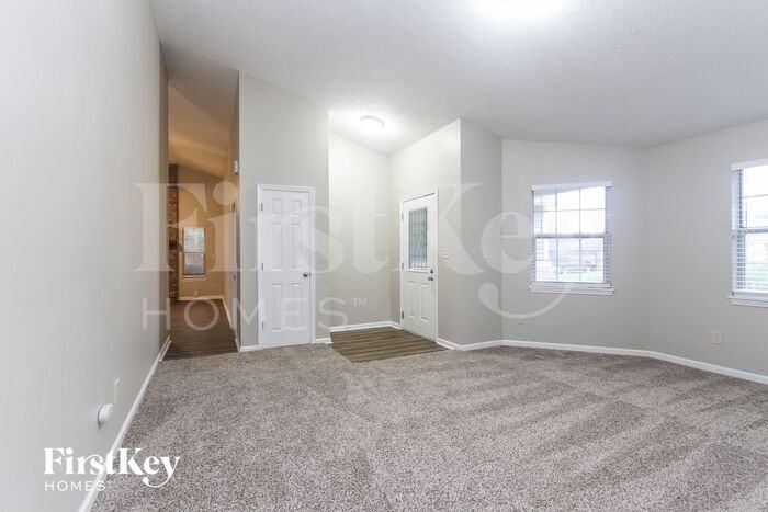 5908 Marcia Ln - Photo 3 of 15