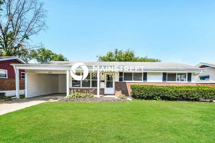 9839 Monarch Dr - Photo 3 of 16