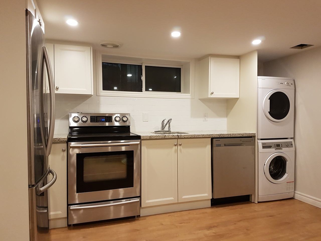 465 Palmerston Boulevard - Photo 3 of 12