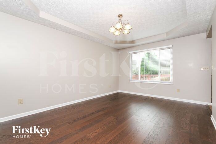 5717 Pleasant Hill Dr - Photo 3 of 16