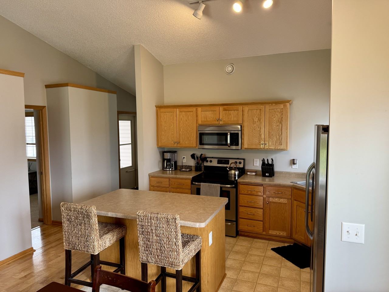 438 Lake Trl #NA - Photo 2 of 9