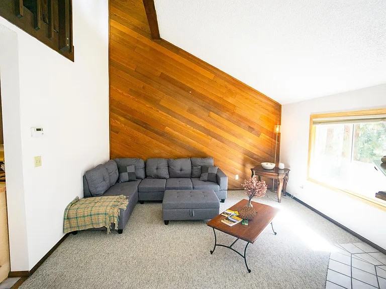 856 Lichen Ct #B1 - Photo 2 of 9