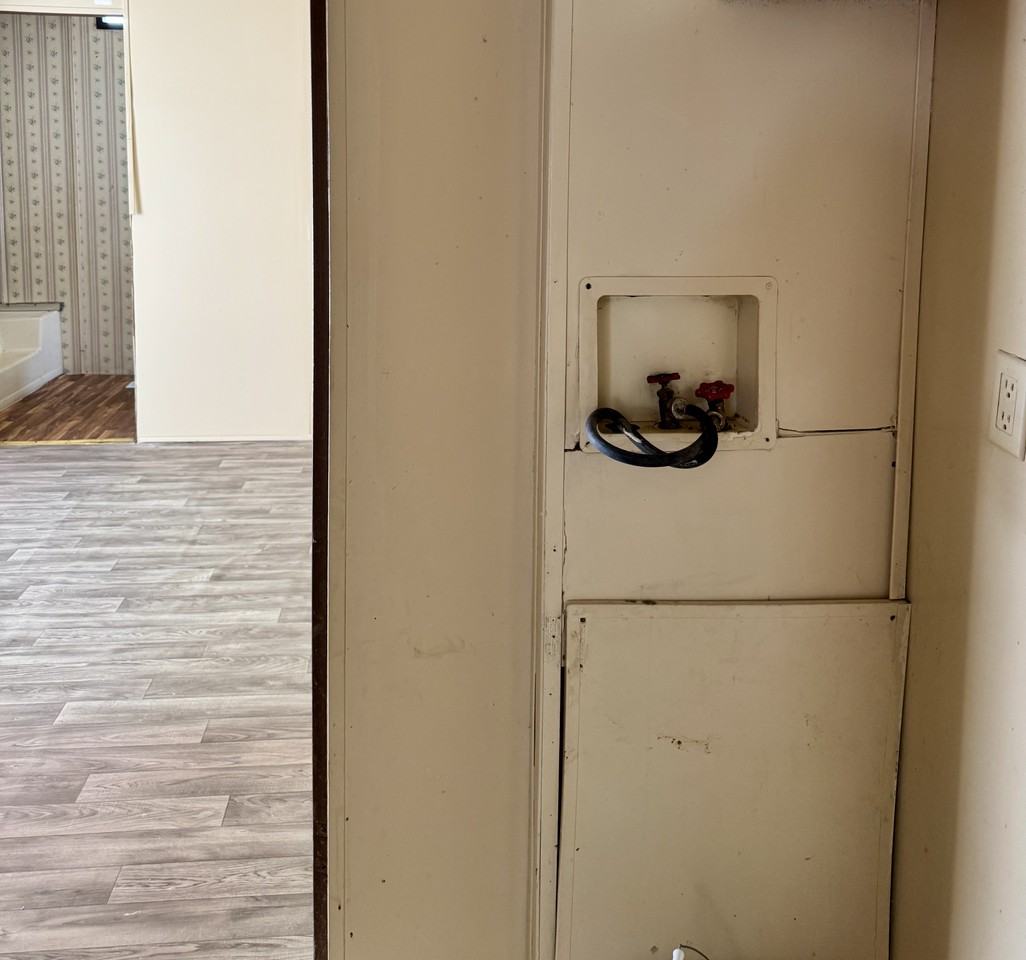 115 Adams St #NA - Photo 3 of 8