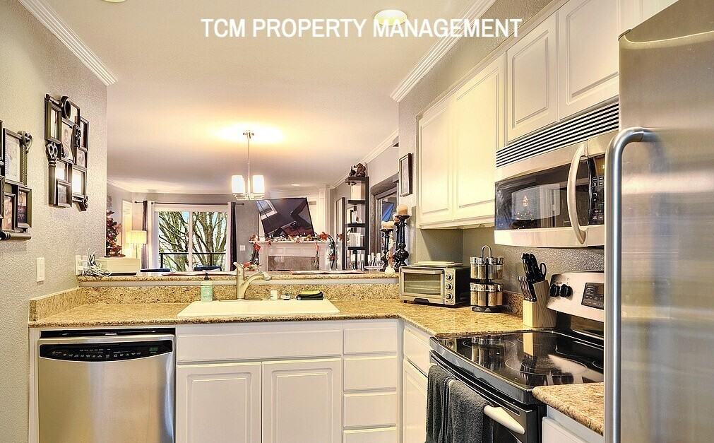 410 2nd Ave S #212 - Photo 5 of 15