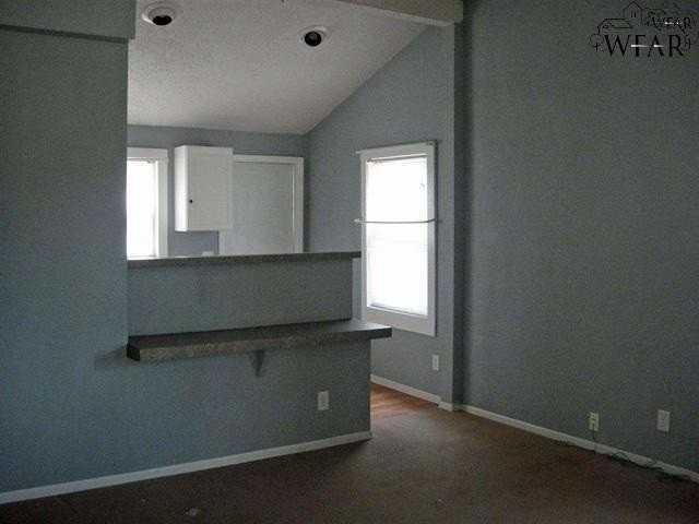 1633 Hamlin Ave #NA - Photo 2 of 10