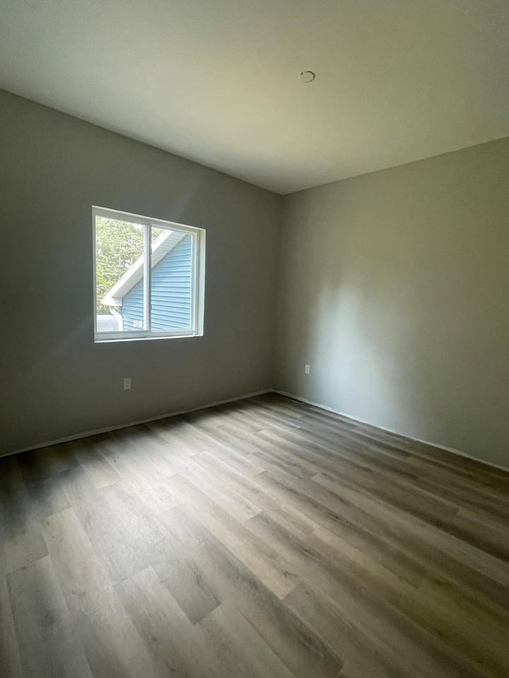 2331 Madison Ave #NA - Photo 2 of 12