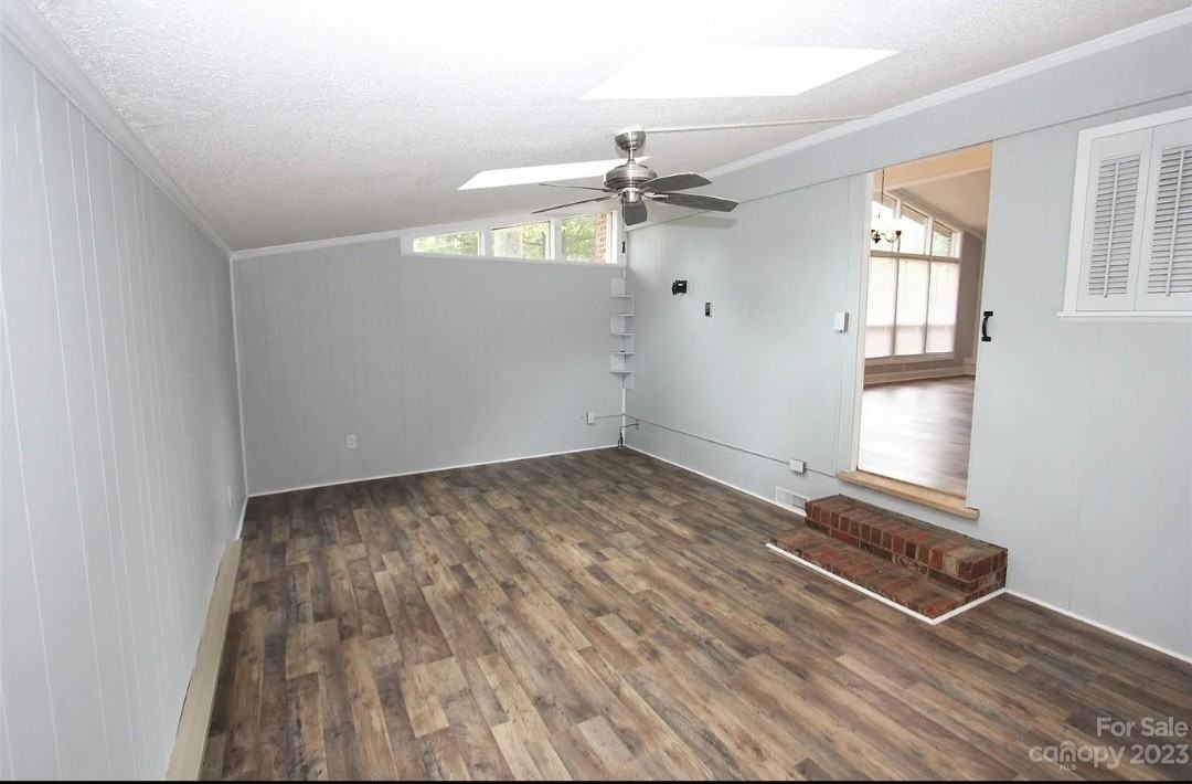 1400 Center St #NA - Photo 2 of 19