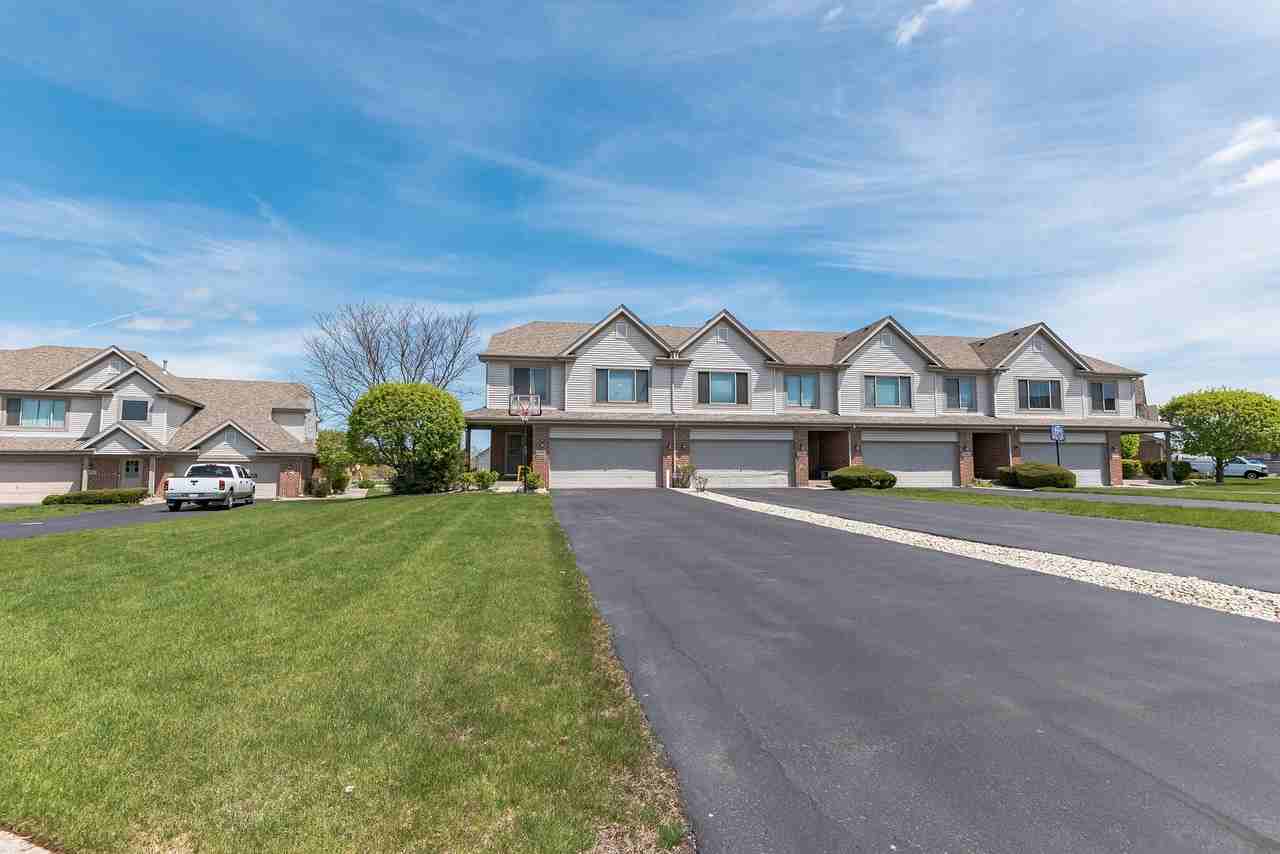 8320 W Chestnut Ct #NA - Photo 2 of 30