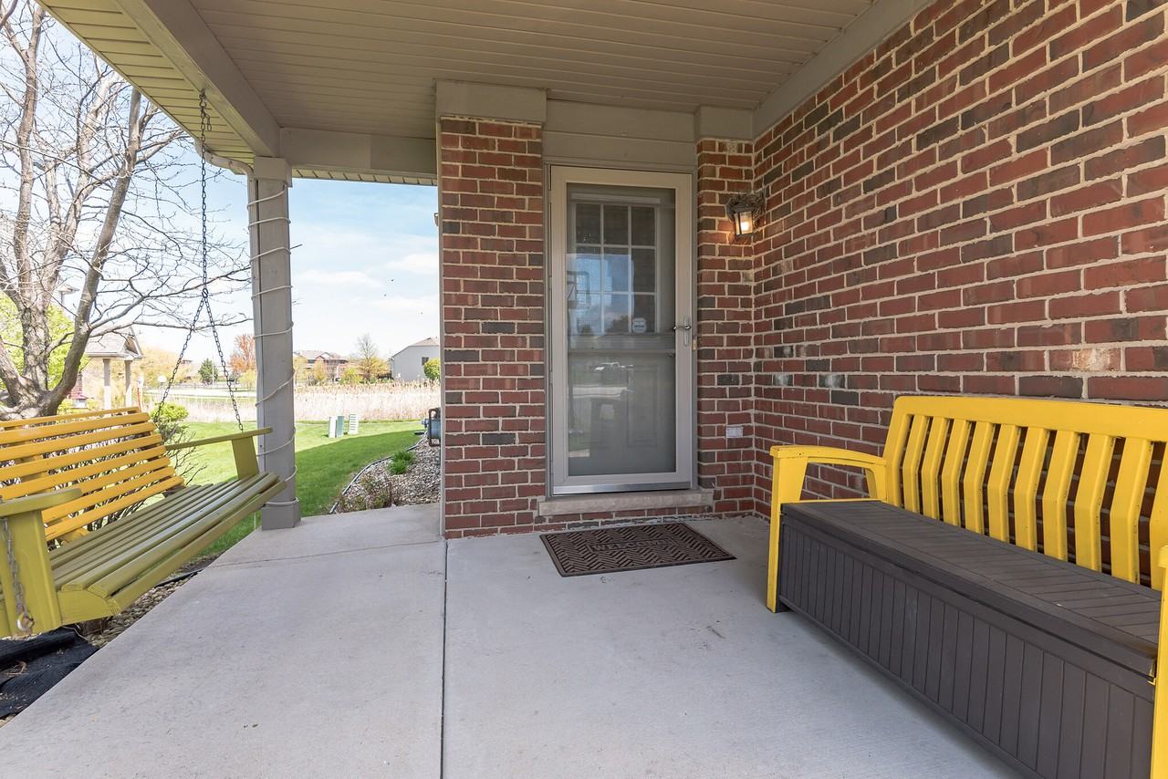 8320 W Chestnut Ct #NA - Photo 3 of 30