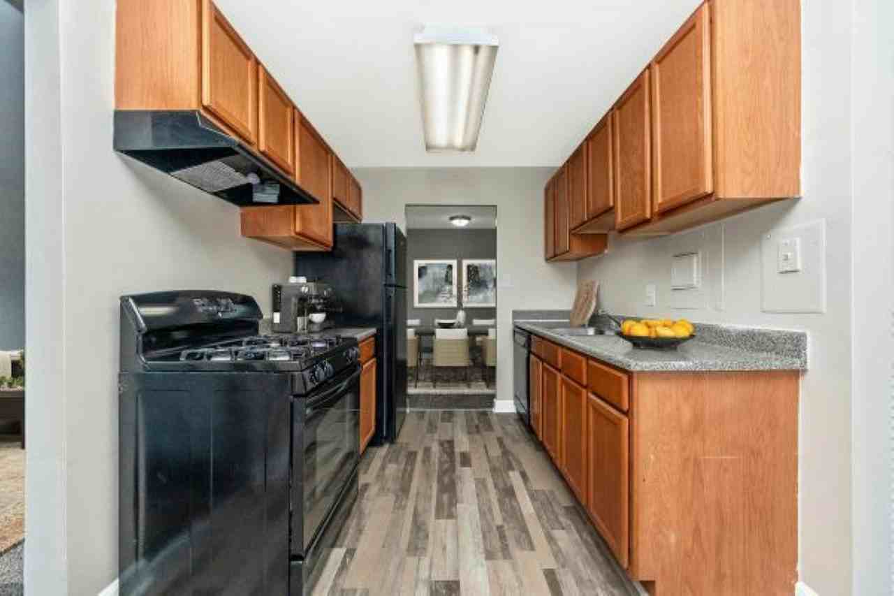 Arden Pointe Apartments - Photo 4 of 50