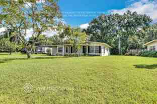 219 Flamingo Dr - Photo 1 of 1