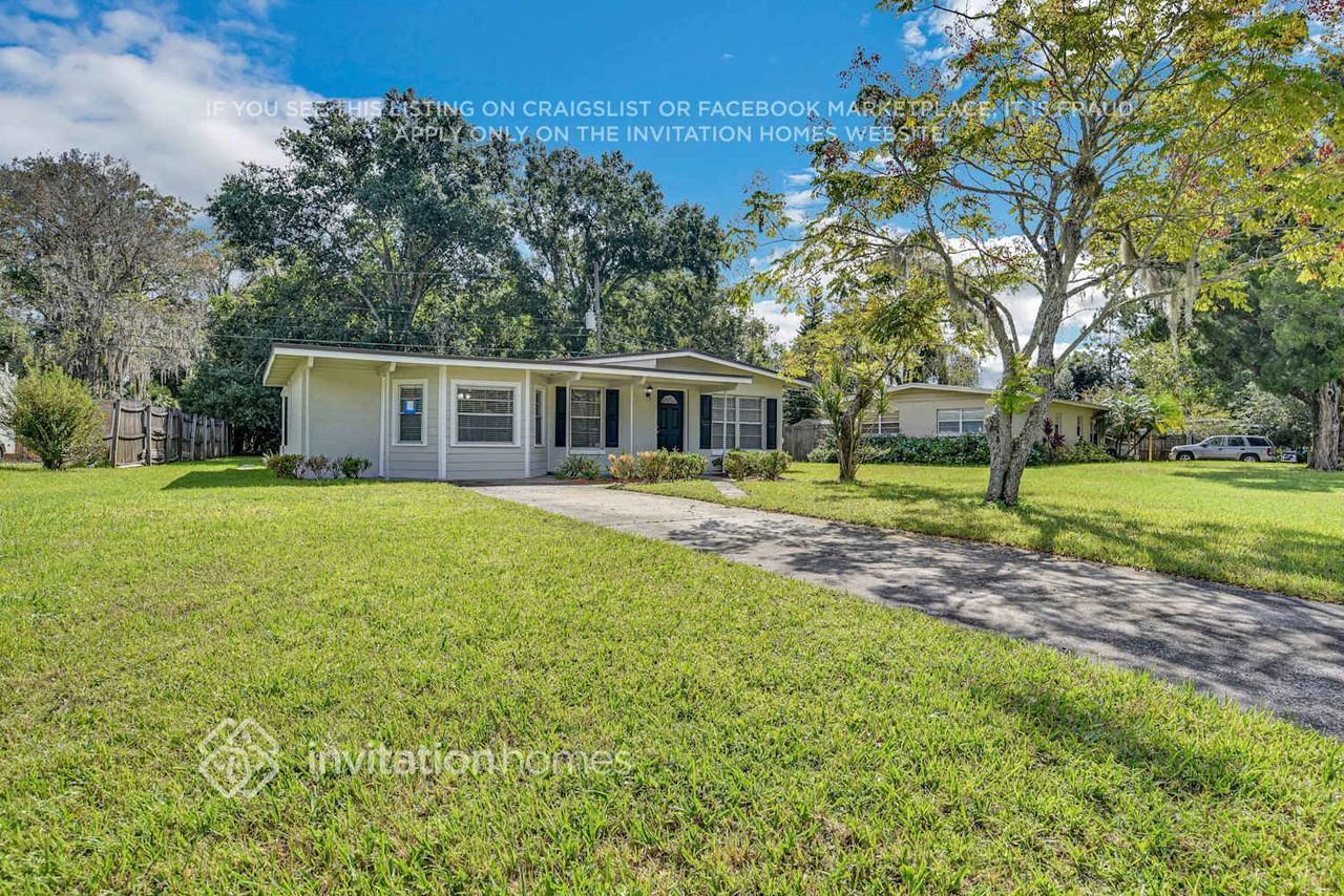 219 Flamingo Dr - Photo 3 of 20