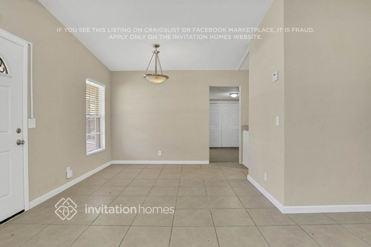 219 Flamingo Dr - Photo 5 of 20