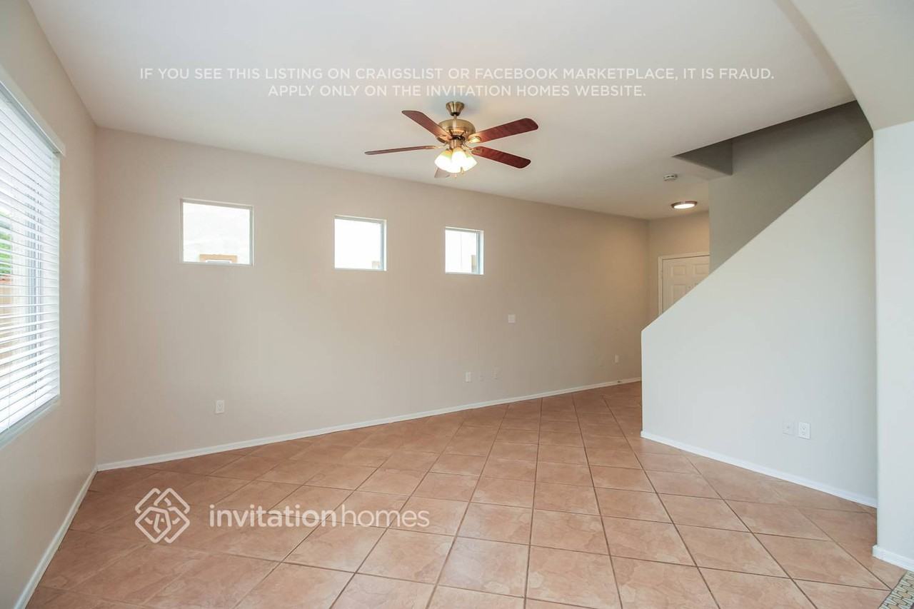 10624 E Portobello Ave - Photo 2 of 13