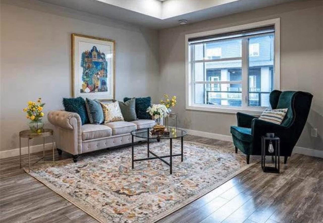 99 Shahi Street 202 - Photo 2 of 50