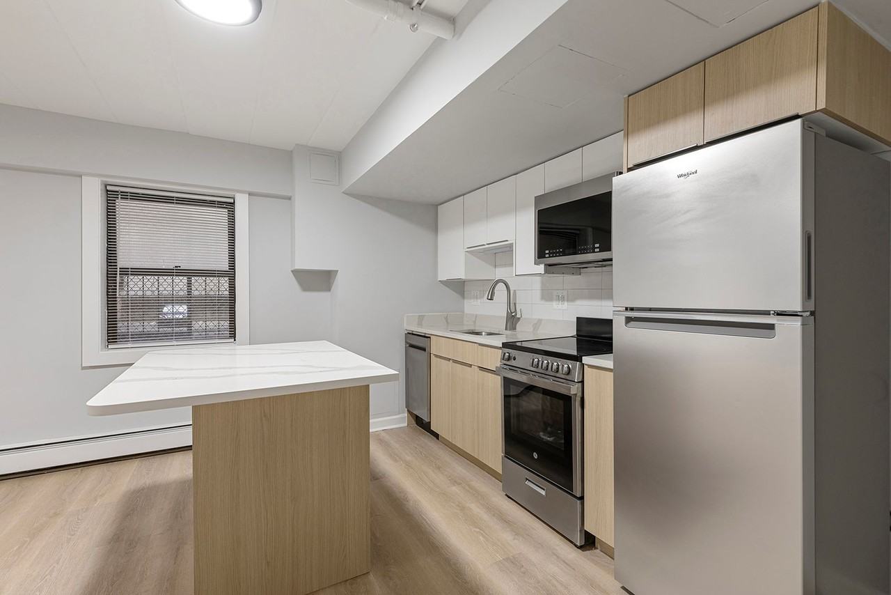 The 6007 Kenmore - Photo 4 of 27