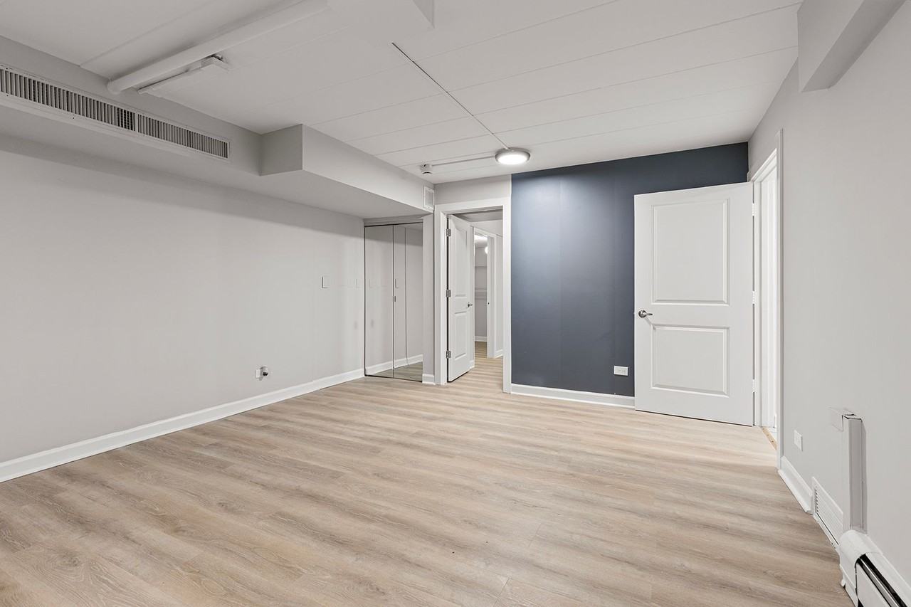 The 6007 Kenmore - Photo 5 of 27
