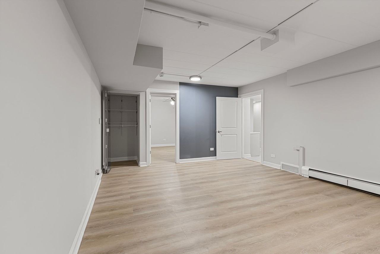 The 6007 Kenmore - Photo 7 of 27