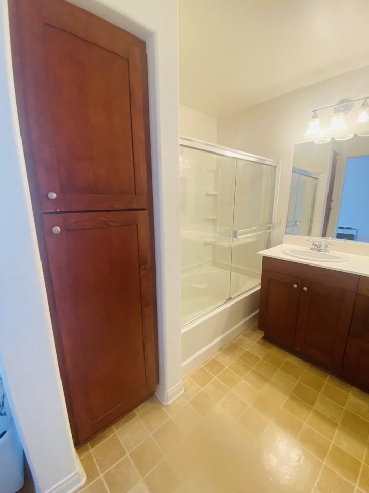 3513 Sandcastle Ln - Photo 6 of 12
