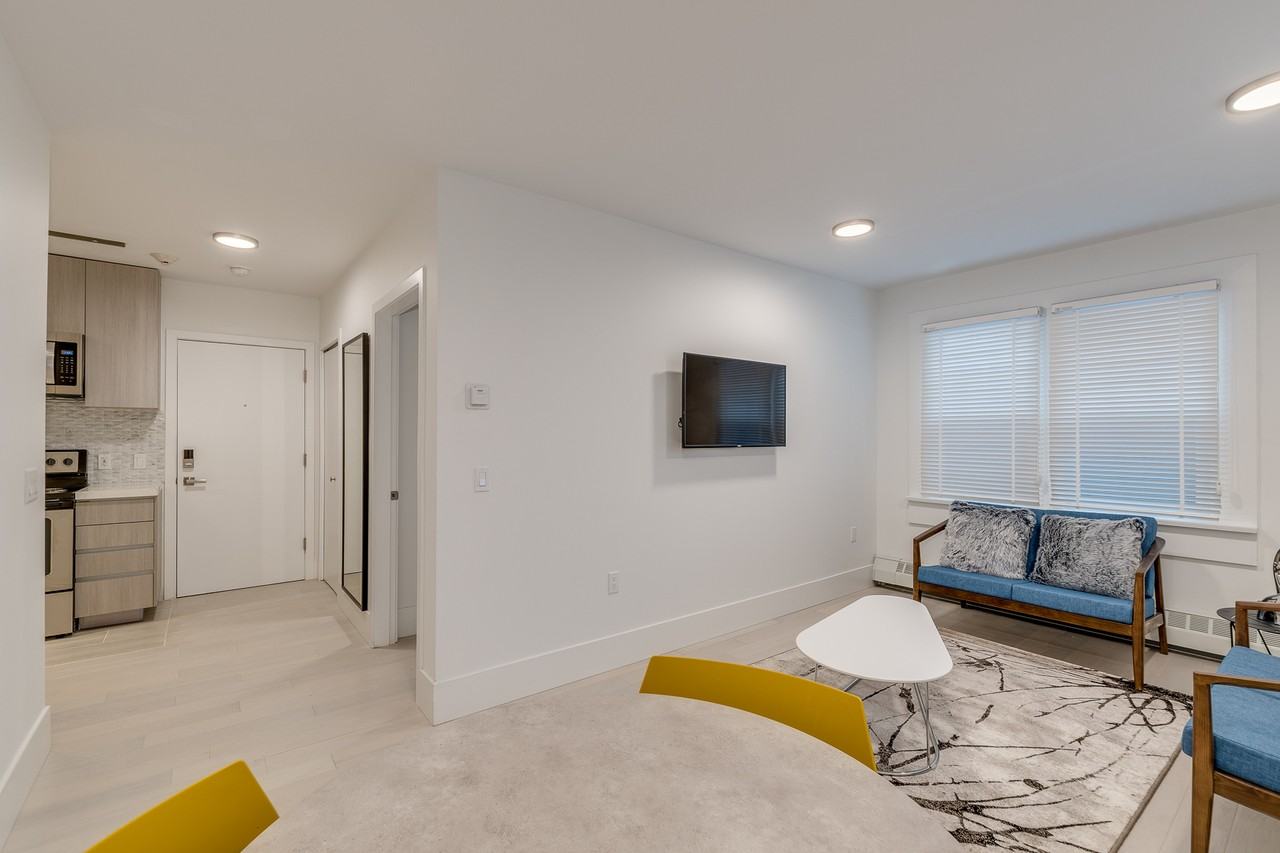 1425 Haro Street #104 - Photo 5 of 22