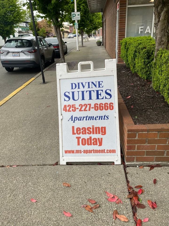 Divine Suites at Downtown Renton - Photo 6 of 24