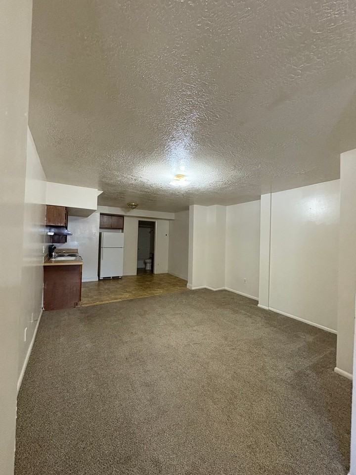 Niche Properties - Photo 2 of 11