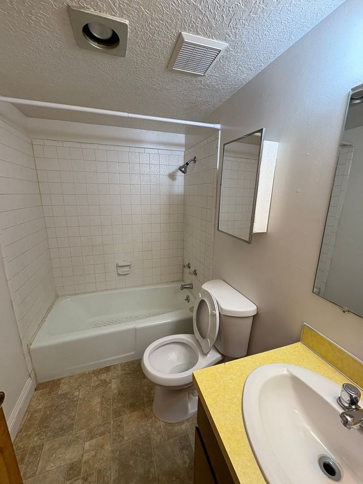 Niche Properties - Photo 5 of 11