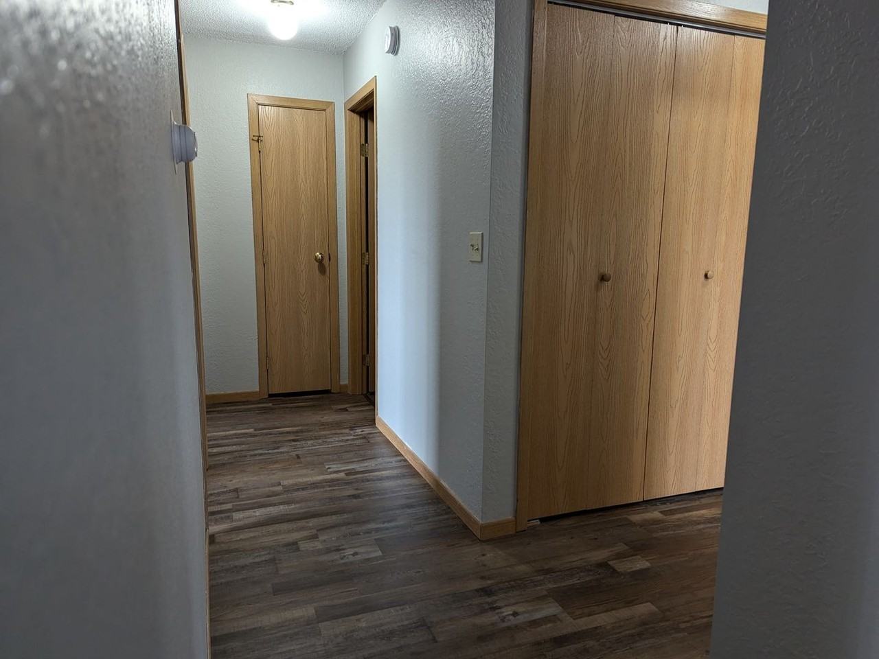 Woodcrest Apartments - Photo 5 of 9