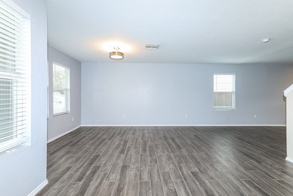 302 Falling Pine Dr - Photo 6 of 17