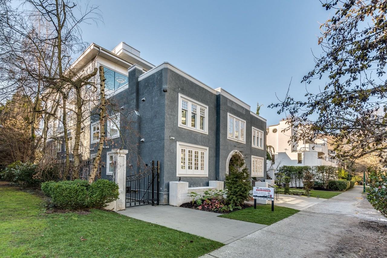 1170 Barclay Street - Photo 13