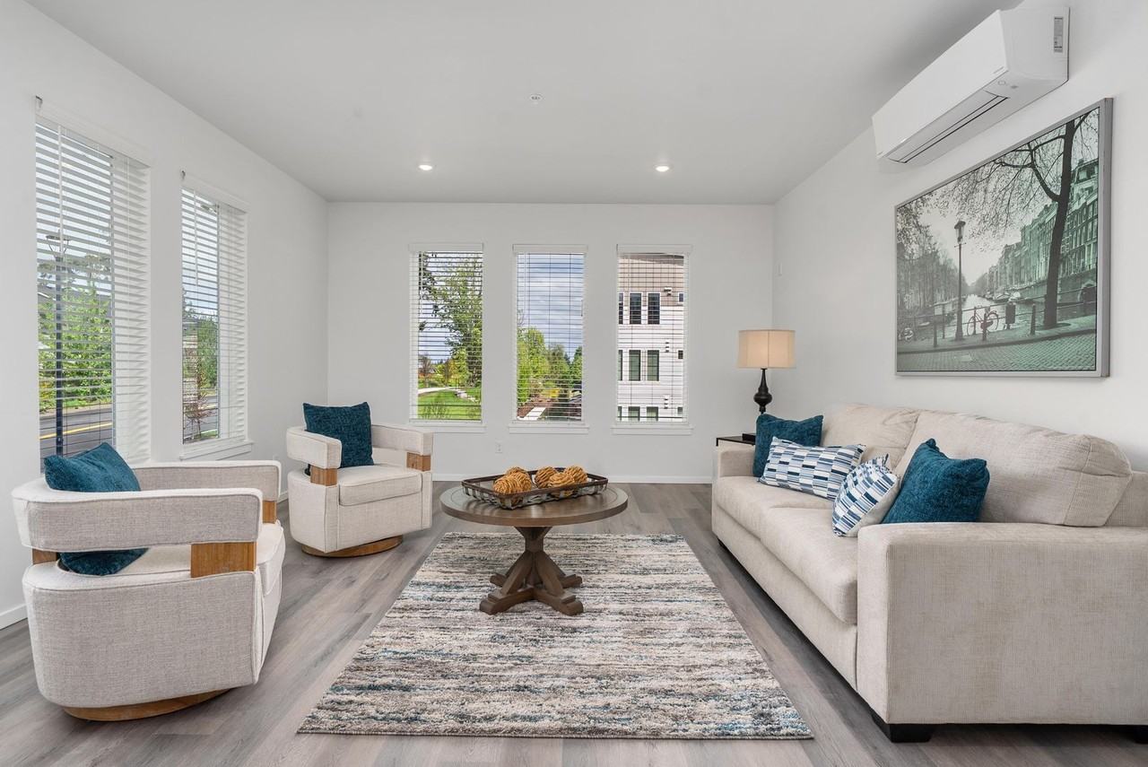 Blueberry Apartments - Photo 5 of 45