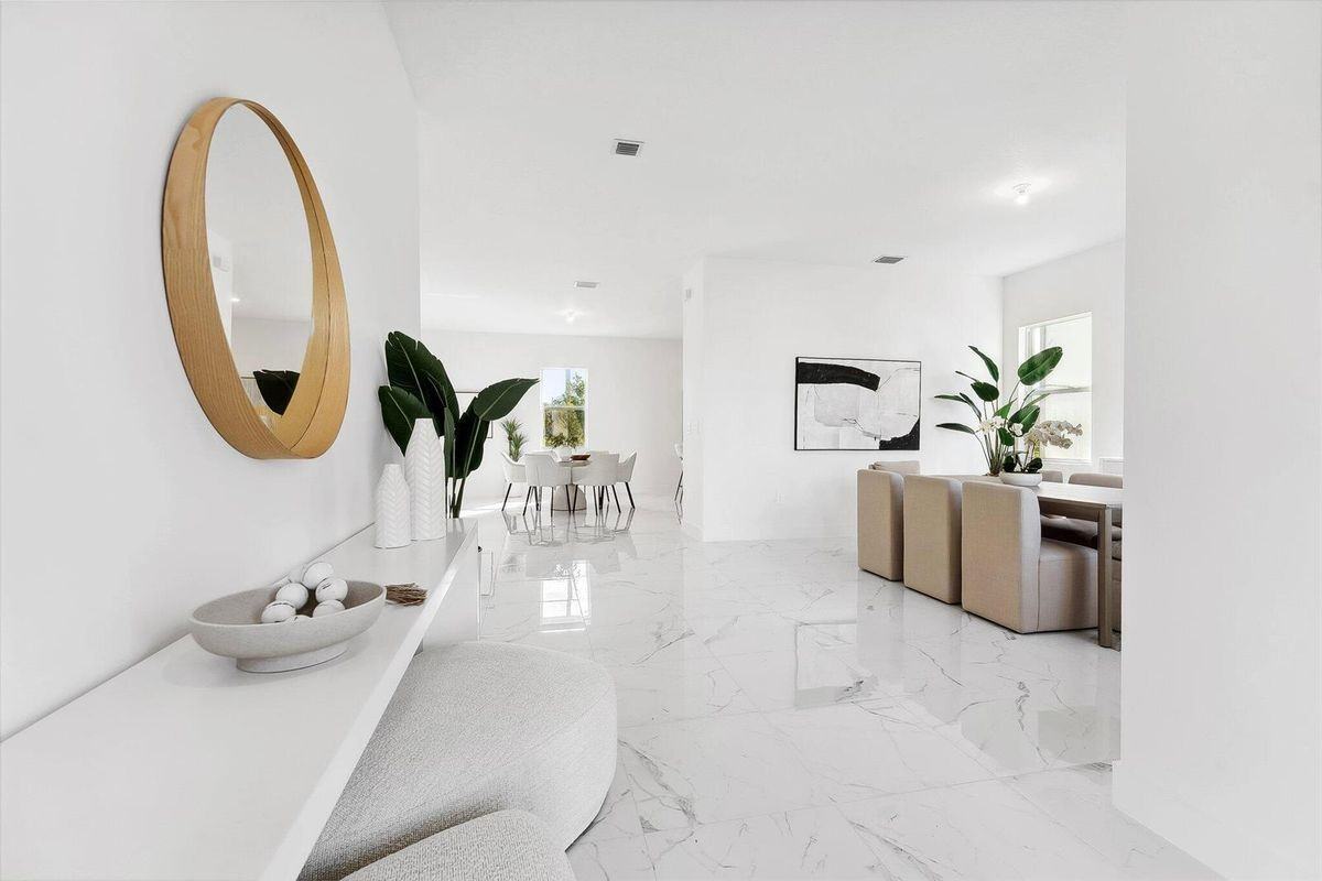 12240 Sw 44th Ct - Photo 2 of 28