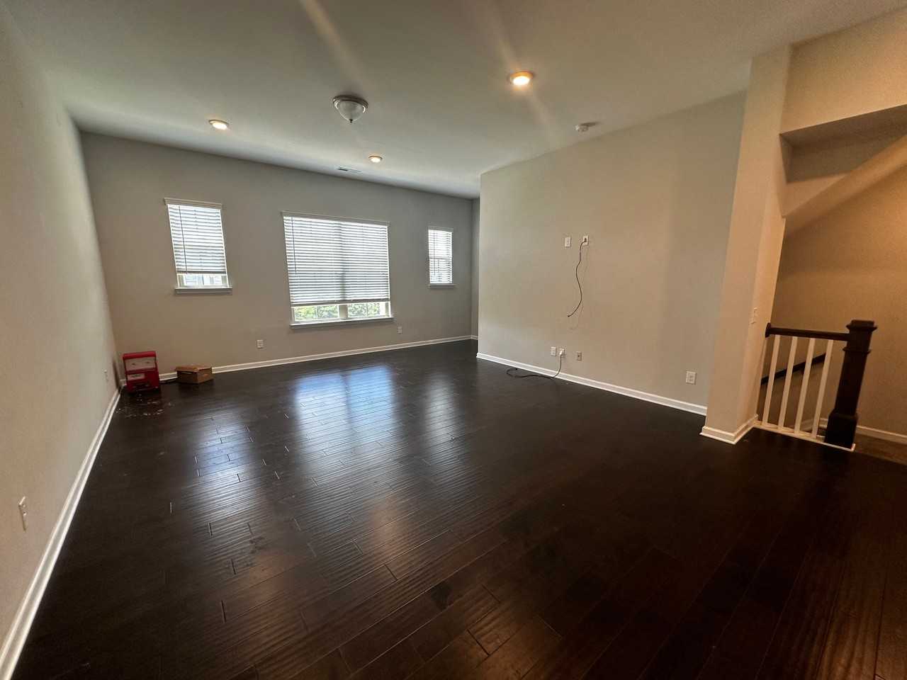 1245 Whitby Moore St - Photo 6 of 15