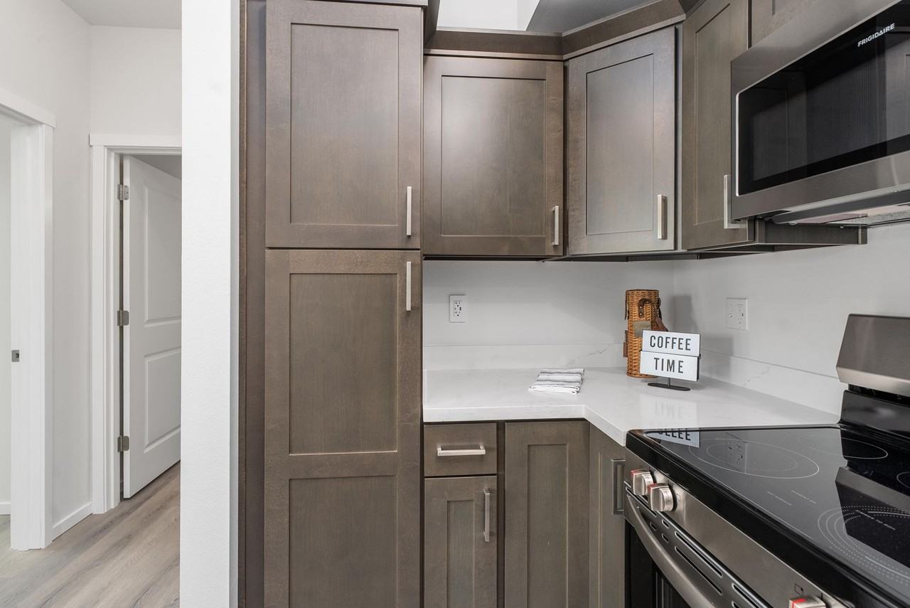 Blueberry Apartments - Photo 3 of 50