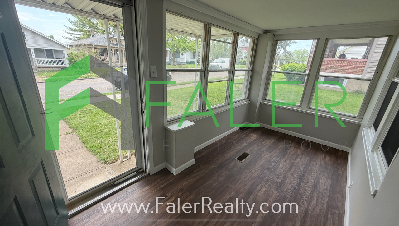 1763 Suman Ave - Photo 4 of 21