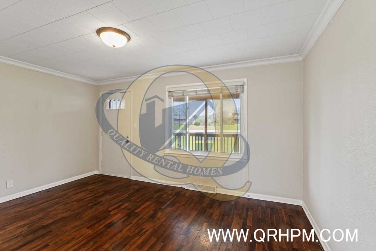 1141 W Cook Rd - Photo 6 of 20