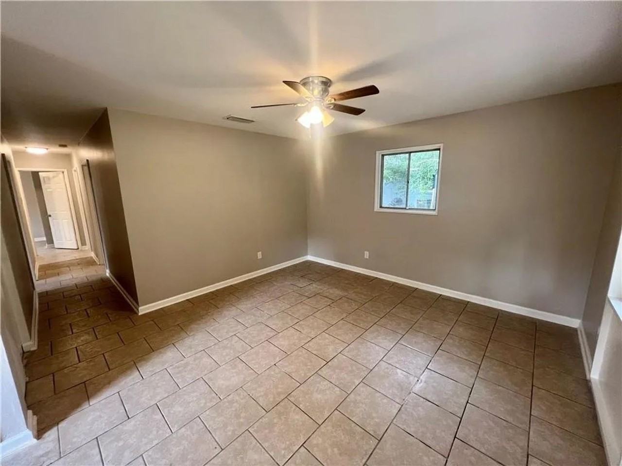 4118 Seabreeze Rd N - Photo 6 of 12