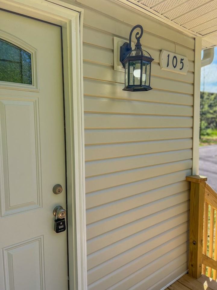 105 Wilson Ct - Photo 2 of 28