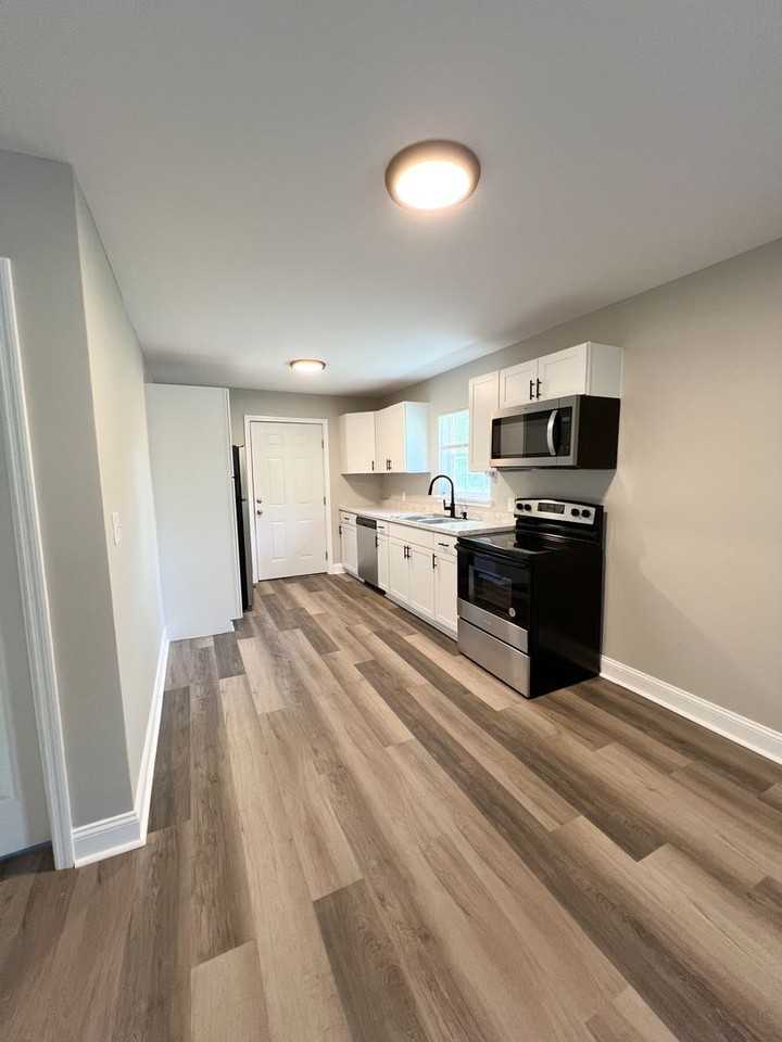 105 Wilson Ct - Photo 6 of 28