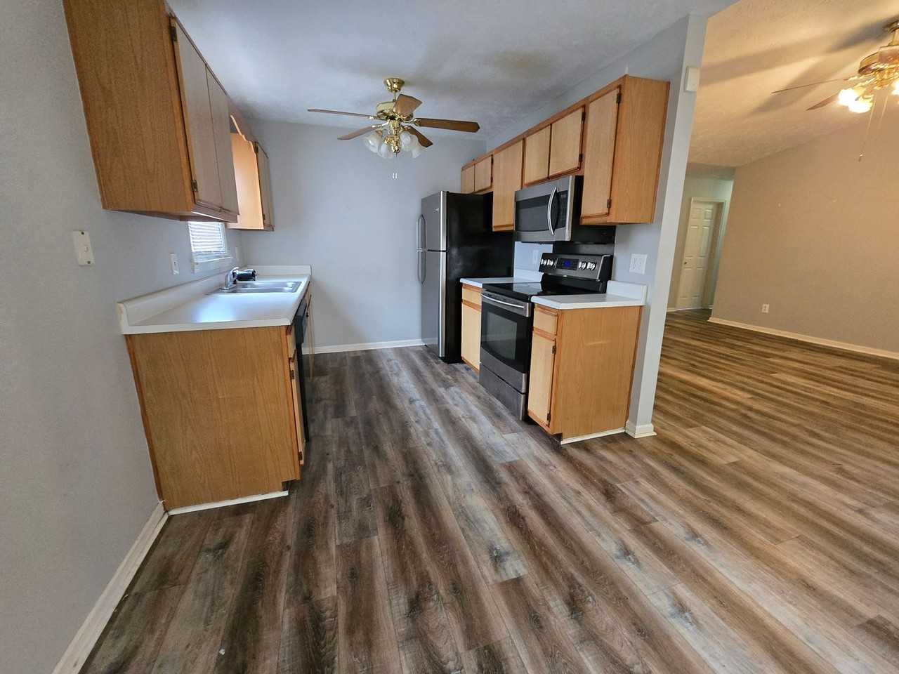 6520 Applewhite Rd - Photo 6 of 20