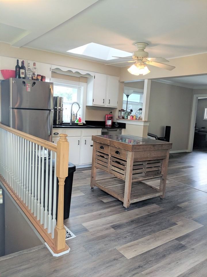 2402 N 2nd Ln - Photo 2 of 19