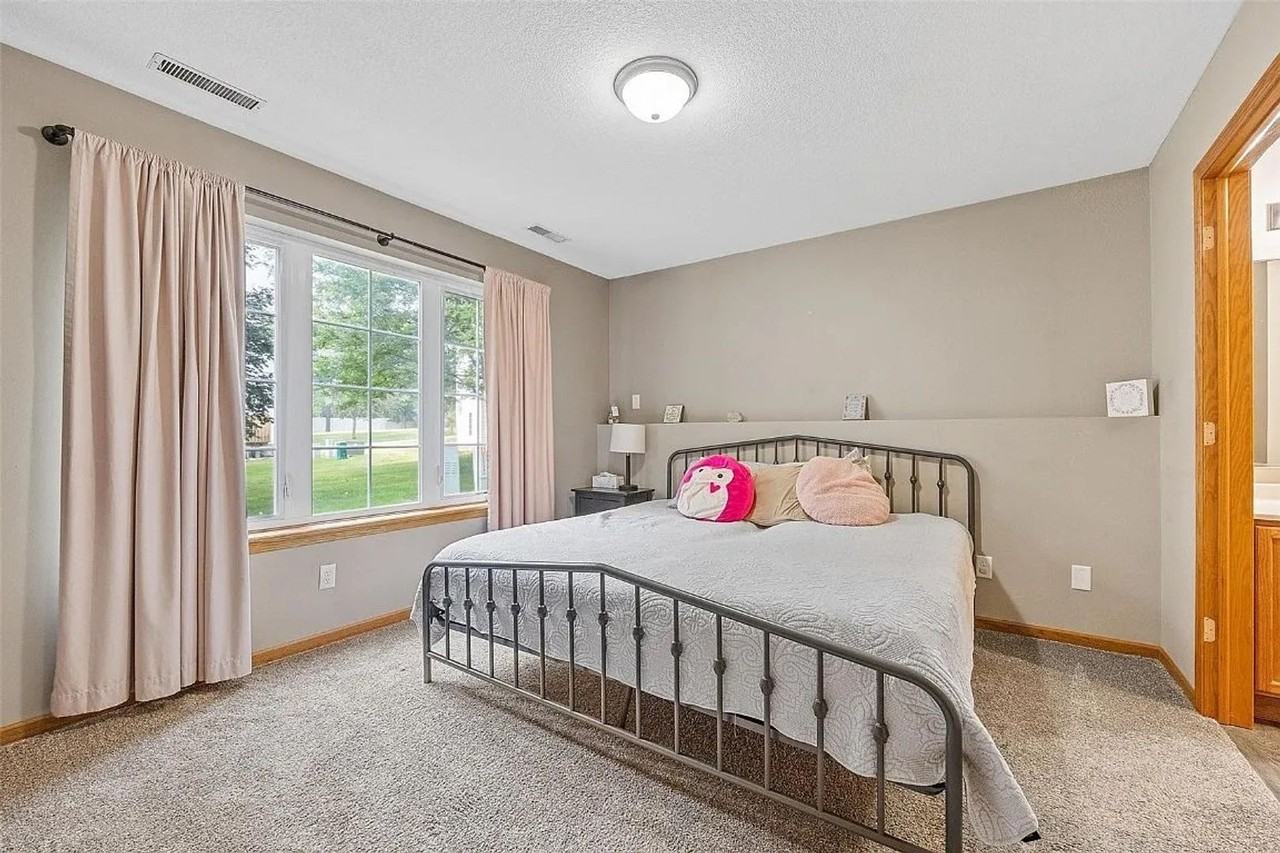 780 Magnolia Ln #2 - Photo 2 of 13