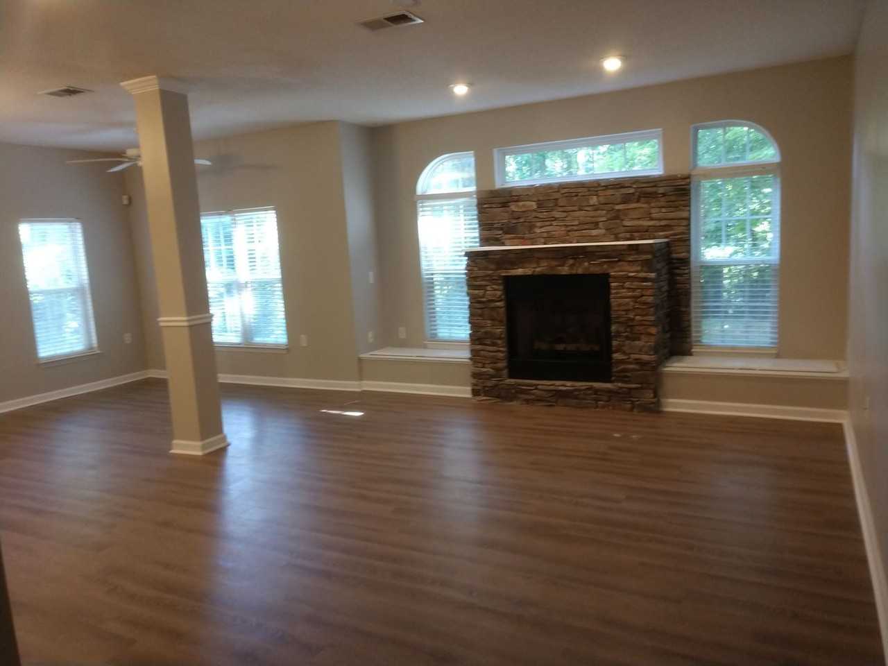 3003 Greystone Pt - Photo 3 of 15