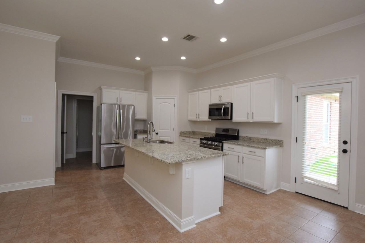 5768 Girard Dr - Photo 3 of 11