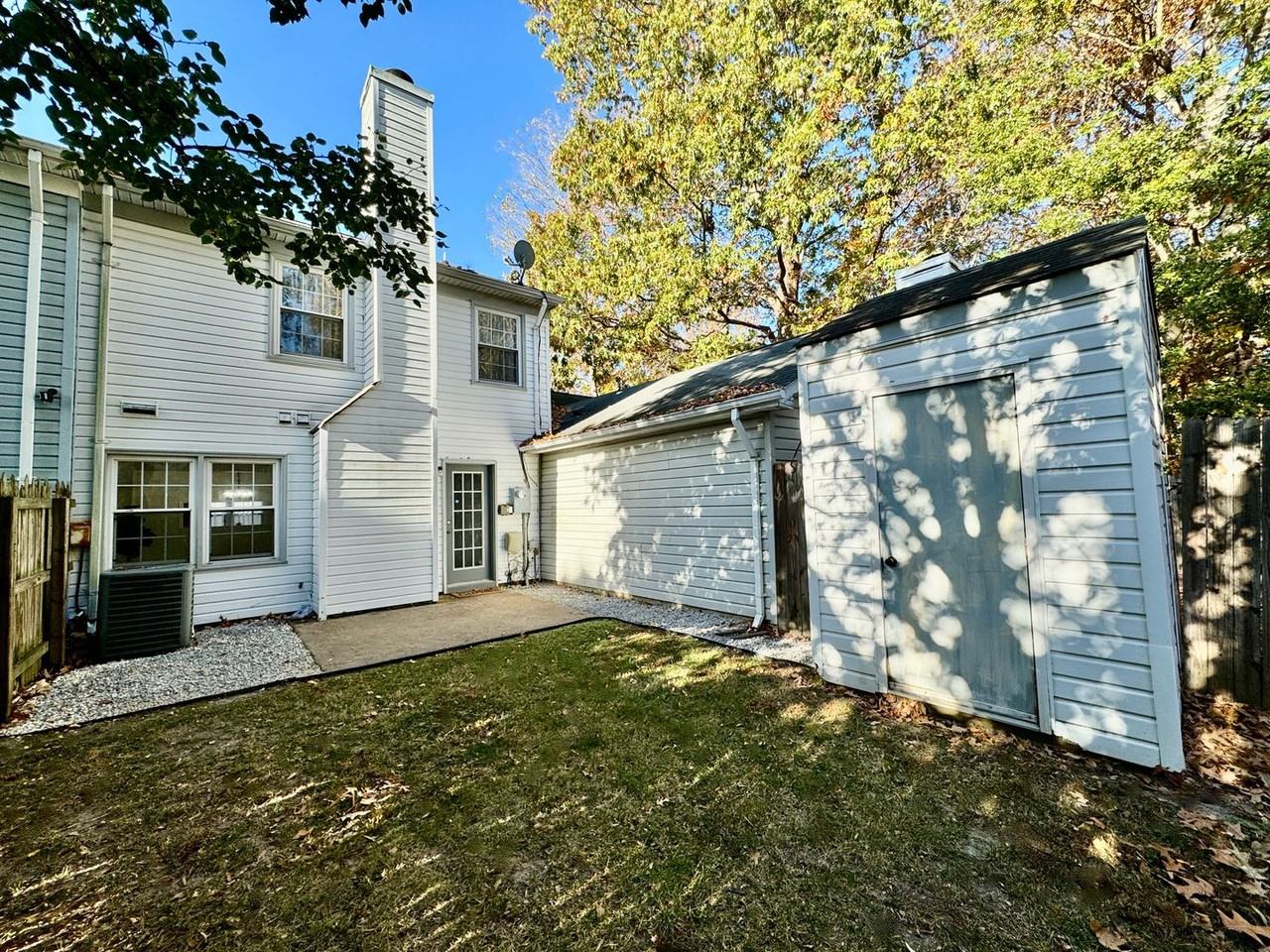 332 Kenley Rd - Photo 7 of 50