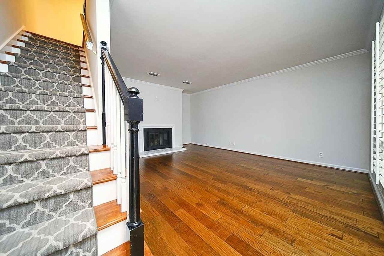 5756 Stone Brook Dr - Photo 2 of 19