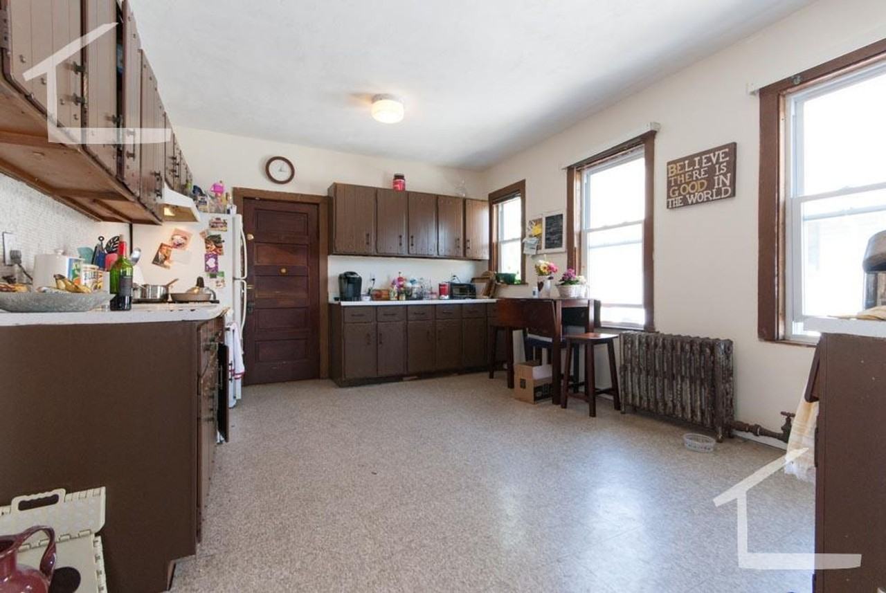 65 Hobart Street - Photo 2 of 14